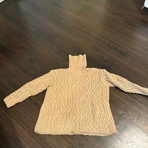 Woman’s Wool Cable Sweater
